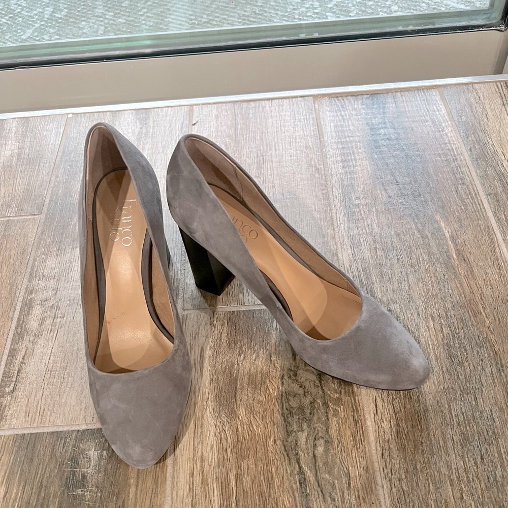 Franco Sarto EVIE Charcoal Grey Pump size 8M - EUC